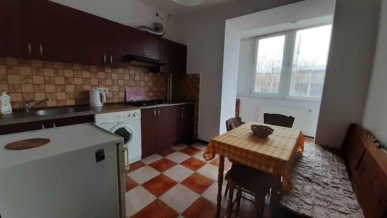 Apartment Na Saharova Ивано-Франковск Экстерьер фото